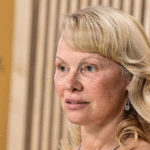 pamela andérson age